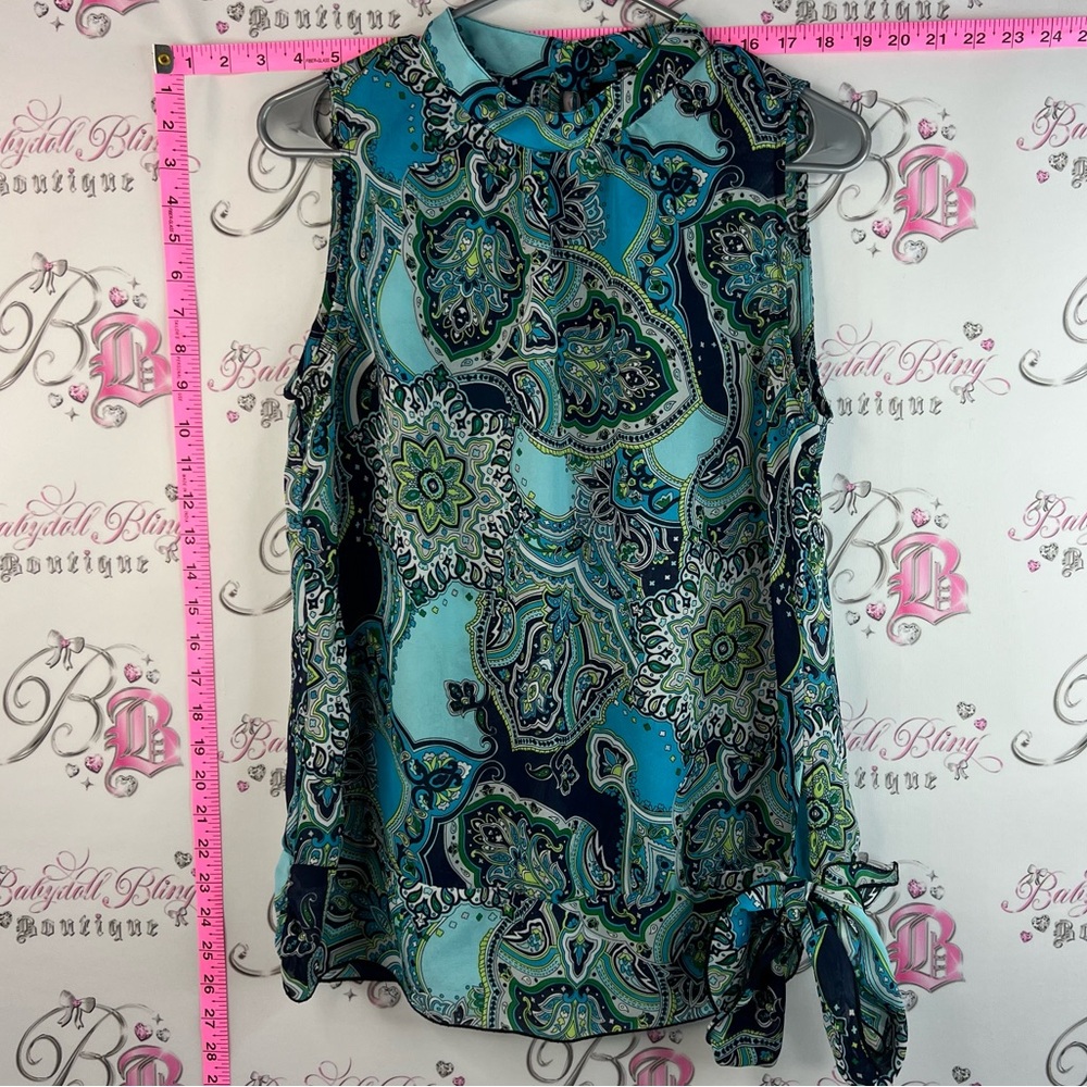 Blue diamond tank top Sleeveless Paisley Tie-Hem Tank in Teal and Navy